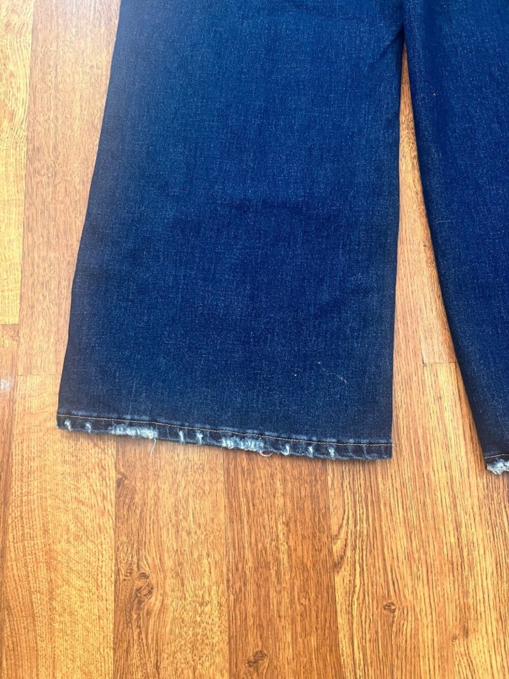 Risen Womens Dark Wash Wide-Leg Tummy Control Jeans With Frayed Hem Size 2XL - Picture 4 of 11